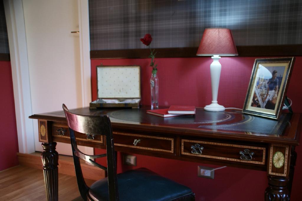 Landlord In Trastevere ローマ 部屋 写真