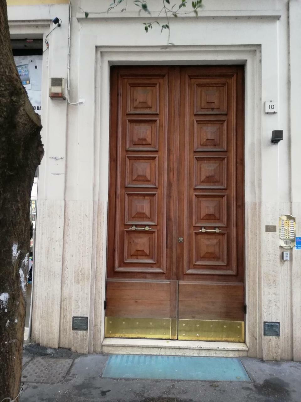 Landlord In Trastevere ローマ エクステリア 写真
